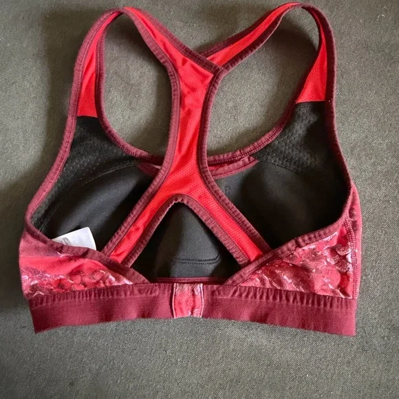 Women's The North Face Red Sports Bra - Picture 2 of 3